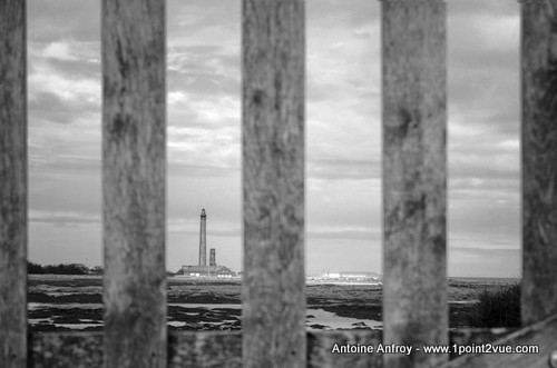 phare-noir-blanc